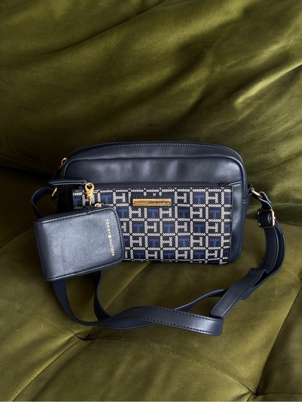 Tommy Hilfiger Blue Crossbody Bag with Removable Card Pouch